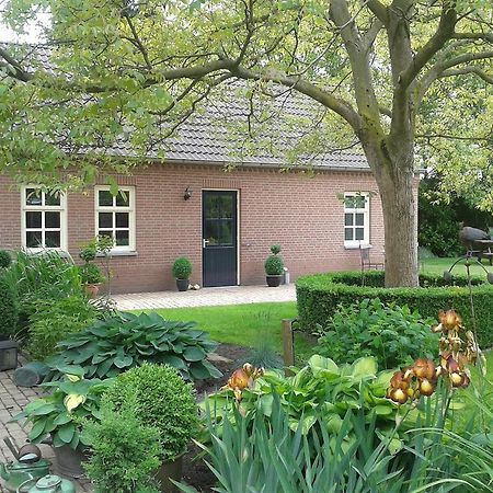 Bed En Breakfast Het Loo Bergeijk Exterior photo