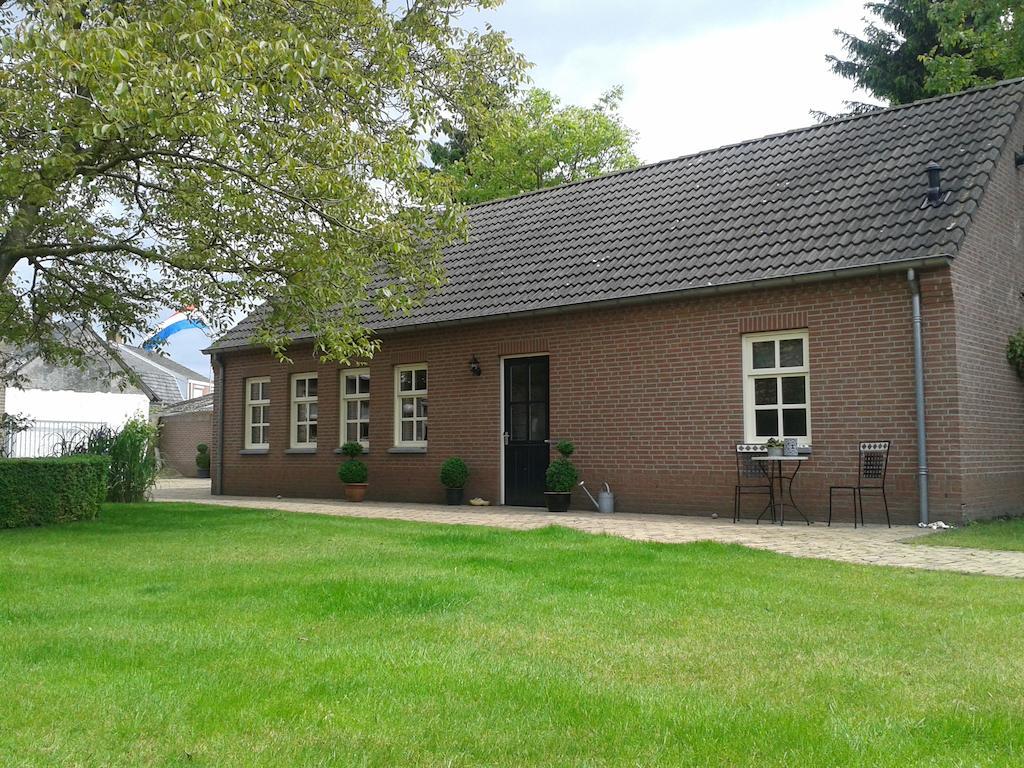 Bed En Breakfast Het Loo Bergeijk Exterior photo