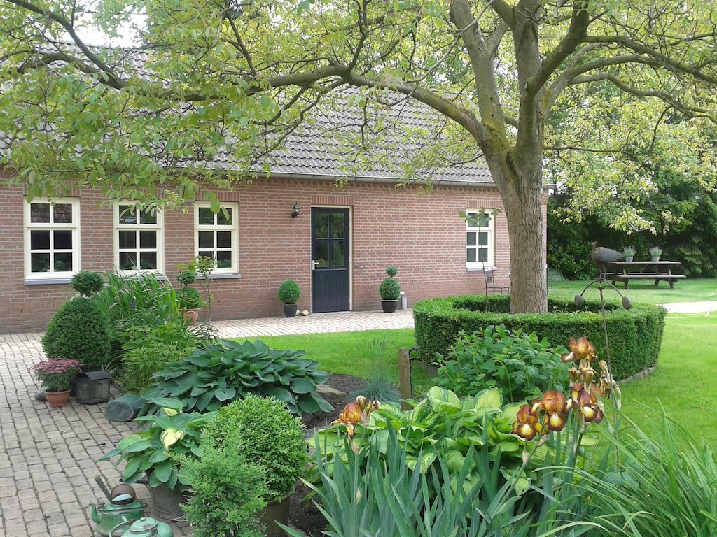 Bed En Breakfast Het Loo Bergeijk Exterior photo